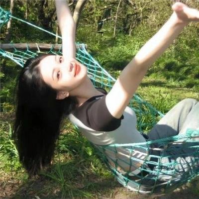 她们的名字叫红 海报